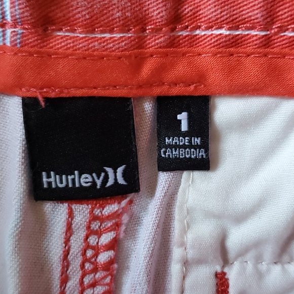Plaid Hurley shorts, size 1 - Picture 3 of 4